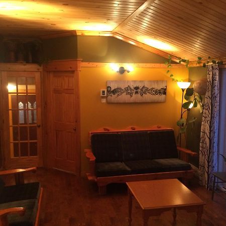 Maison Bleue Sainte Anne-des-Chênes Eksteriør billede